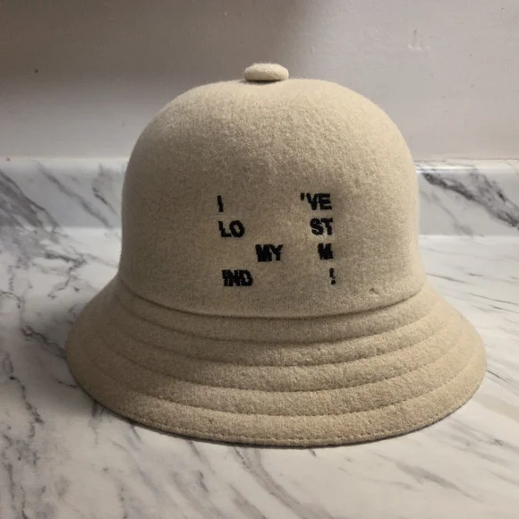 Kangol Cream Bucket Hat - I'VE LOST MY MIND - Rare Edition, Size M - Picture 2 of 3